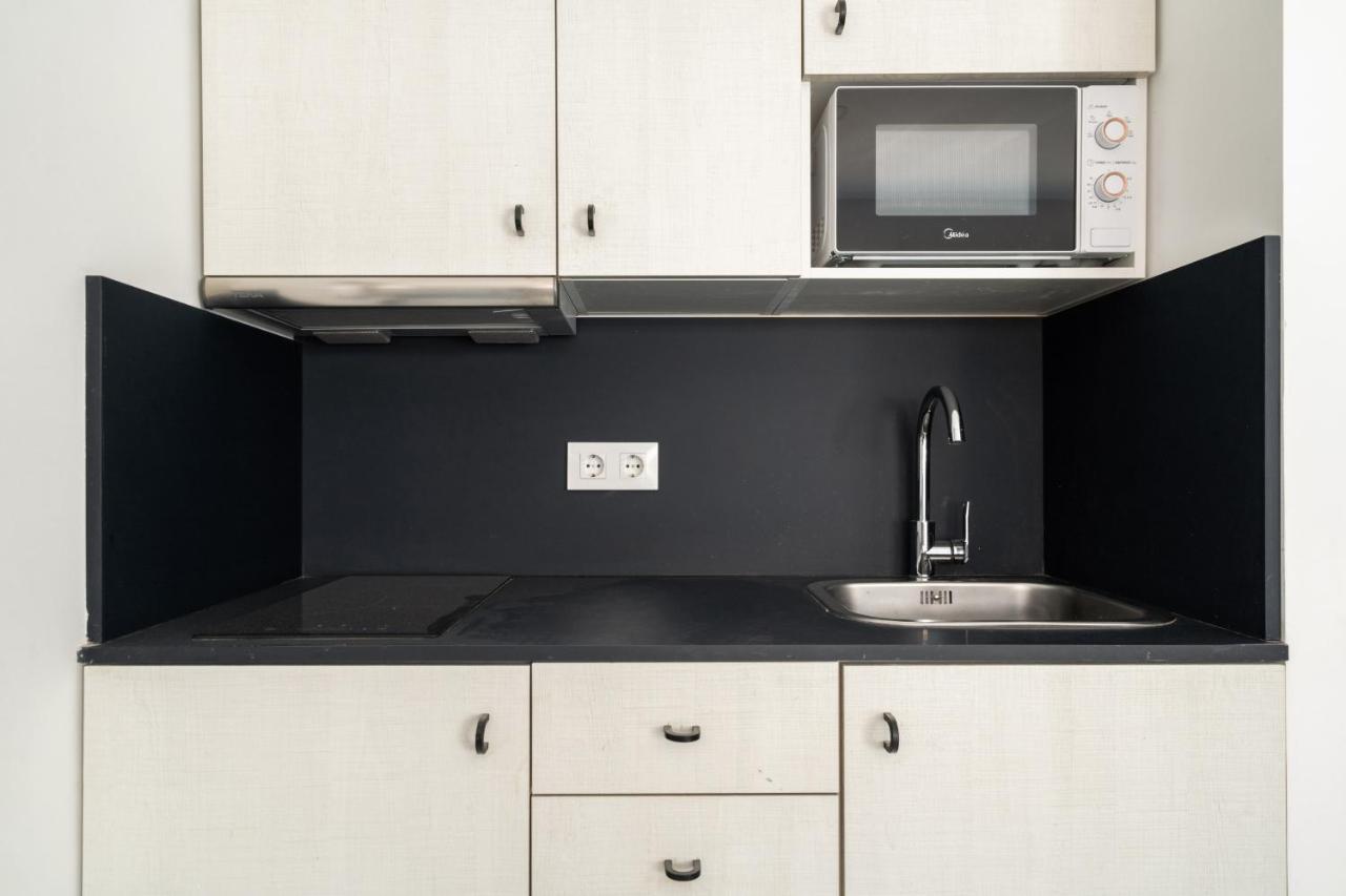Apartamentos Reformados En Madrid Rio Esterno foto