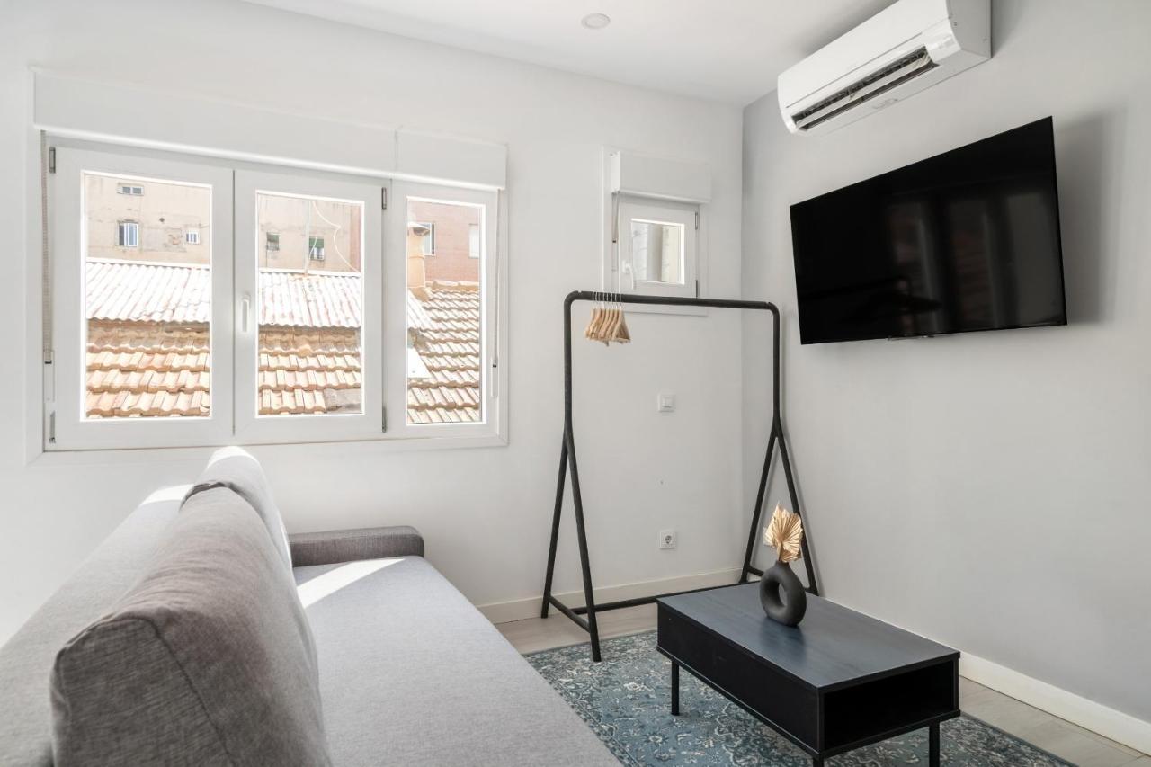 Apartamentos Reformados En Madrid Rio Esterno foto