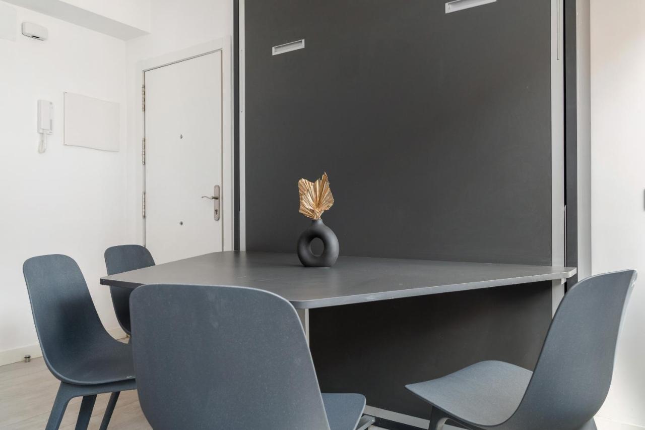 Apartamentos Reformados En Madrid Rio Esterno foto