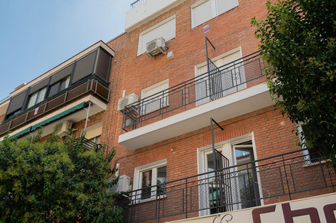 Apartamentos Reformados En Madrid Rio Esterno foto