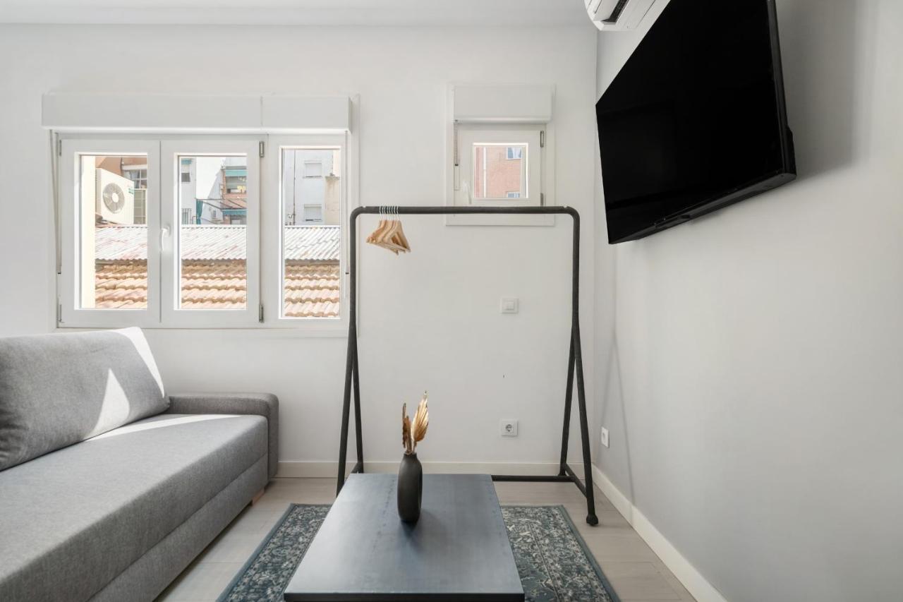 Apartamentos Reformados En Madrid Rio Esterno foto