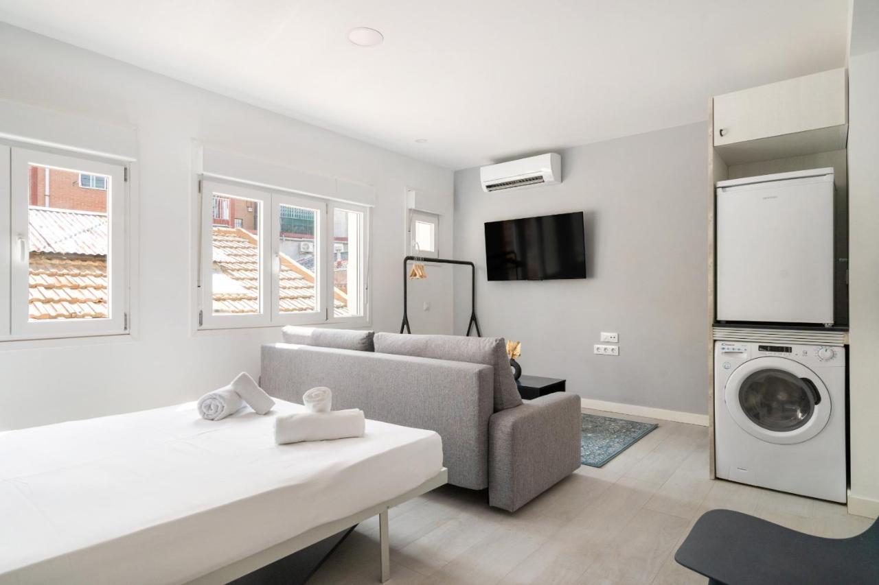 Apartamentos Reformados En Madrid Rio Esterno foto