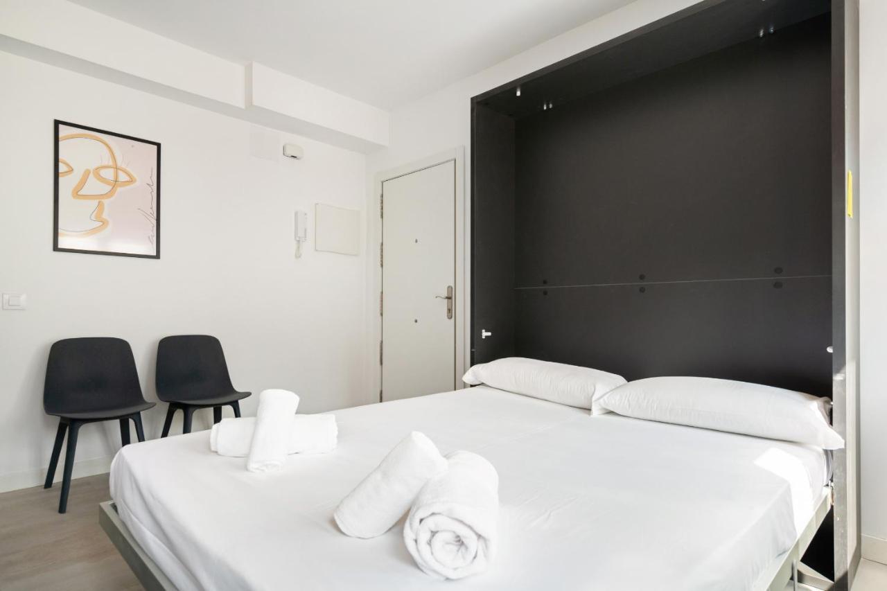 Apartamentos Reformados En Madrid Rio Esterno foto
