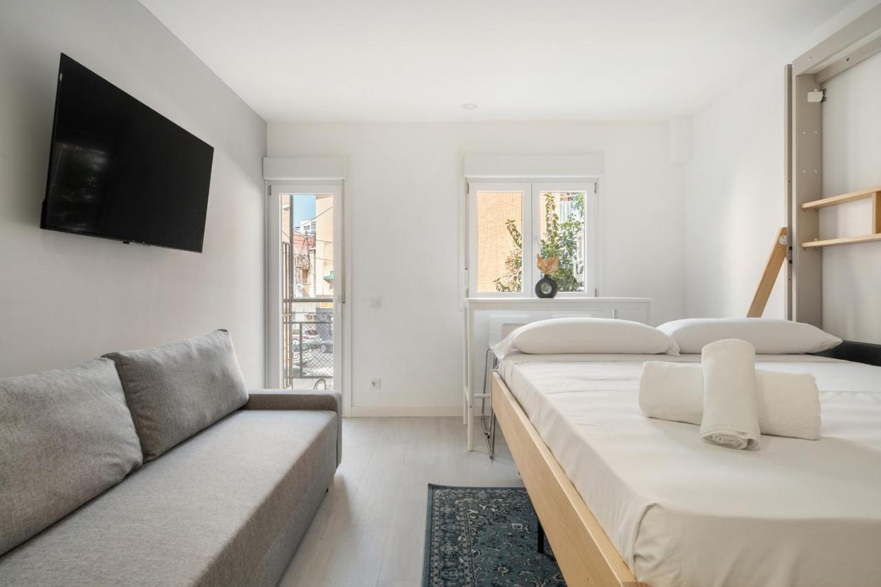 Apartamentos Reformados En Madrid Rio Esterno foto