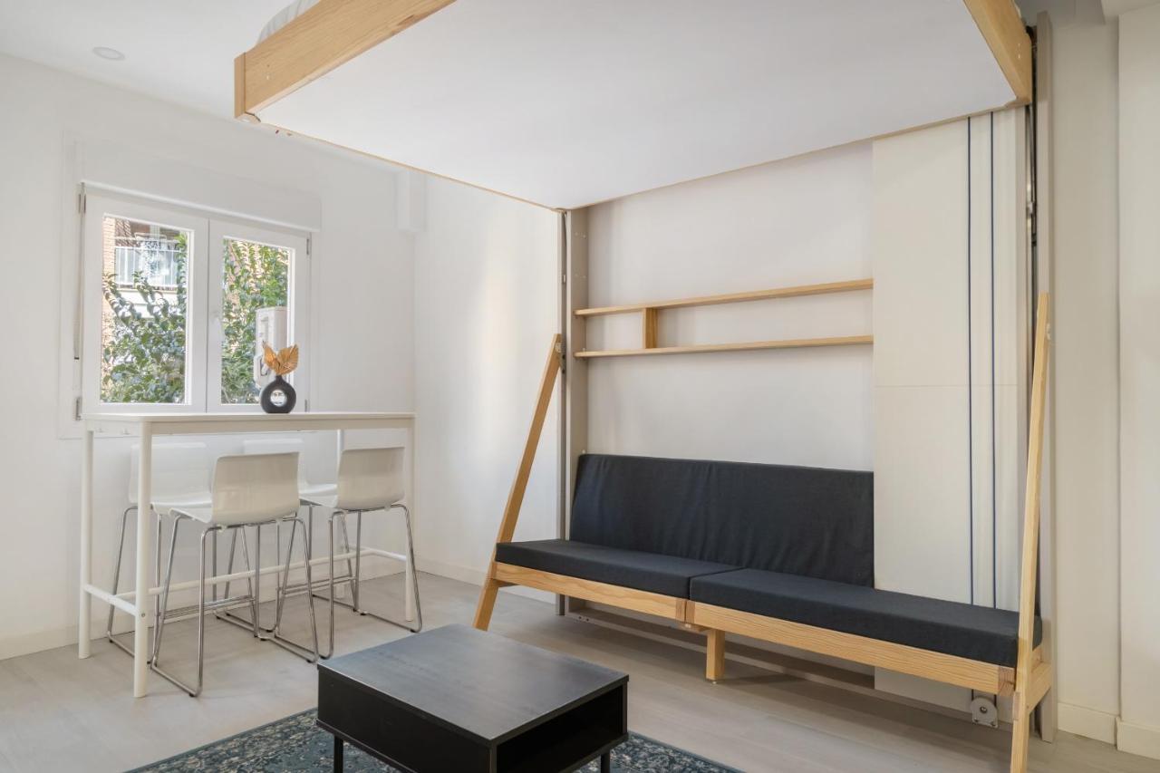 Apartamentos Reformados En Madrid Rio Esterno foto