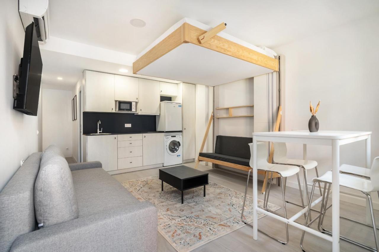 Apartamentos Reformados En Madrid Rio Esterno foto